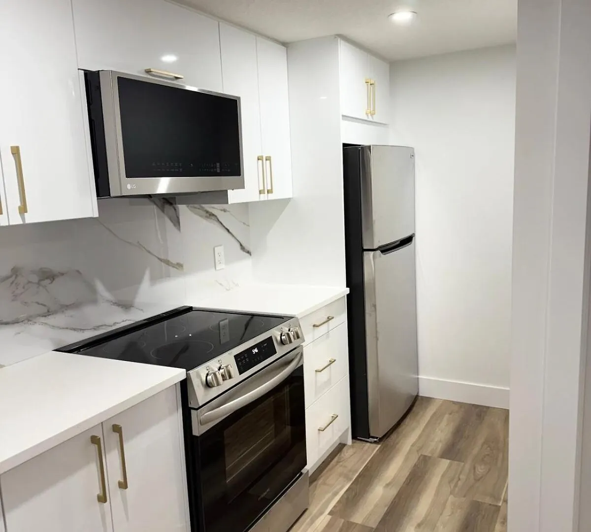 Charming Basement Suite Edmonton Holiday home