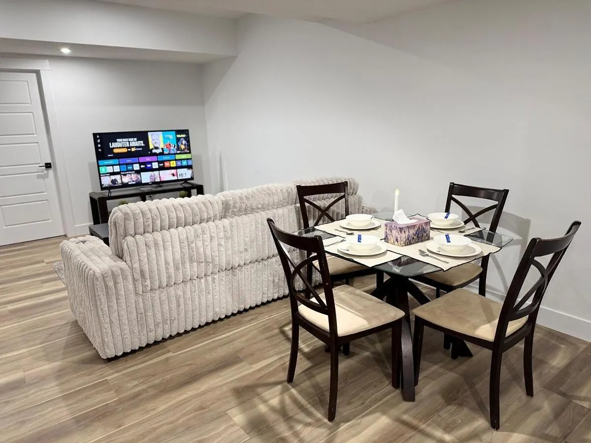 Charming Basement Suite Edmonton 0*,  Canada